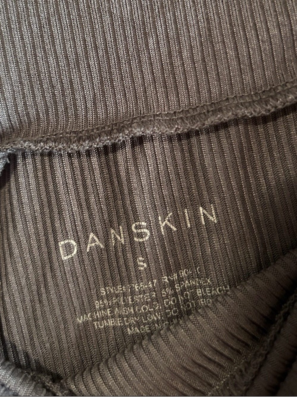 Danskin Set Ribbed - Picture 7 of 8